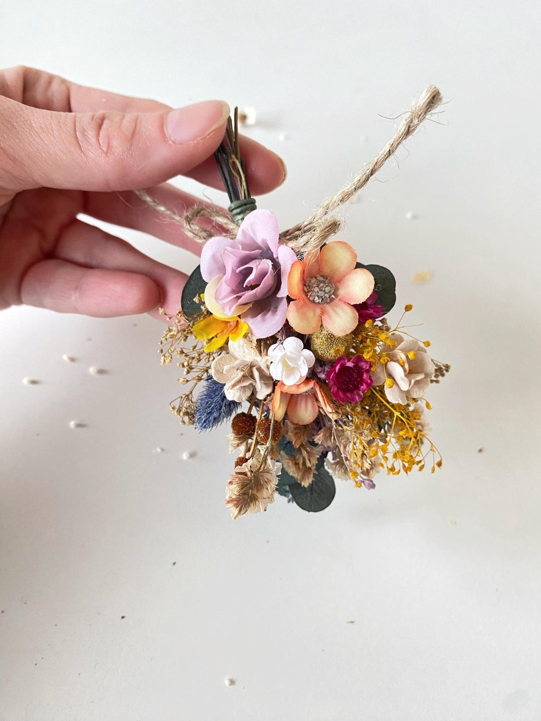 Colorful Flower Boutonniere: Boho Wedding Groom Corsage – handmade floral hair accessory by magaela