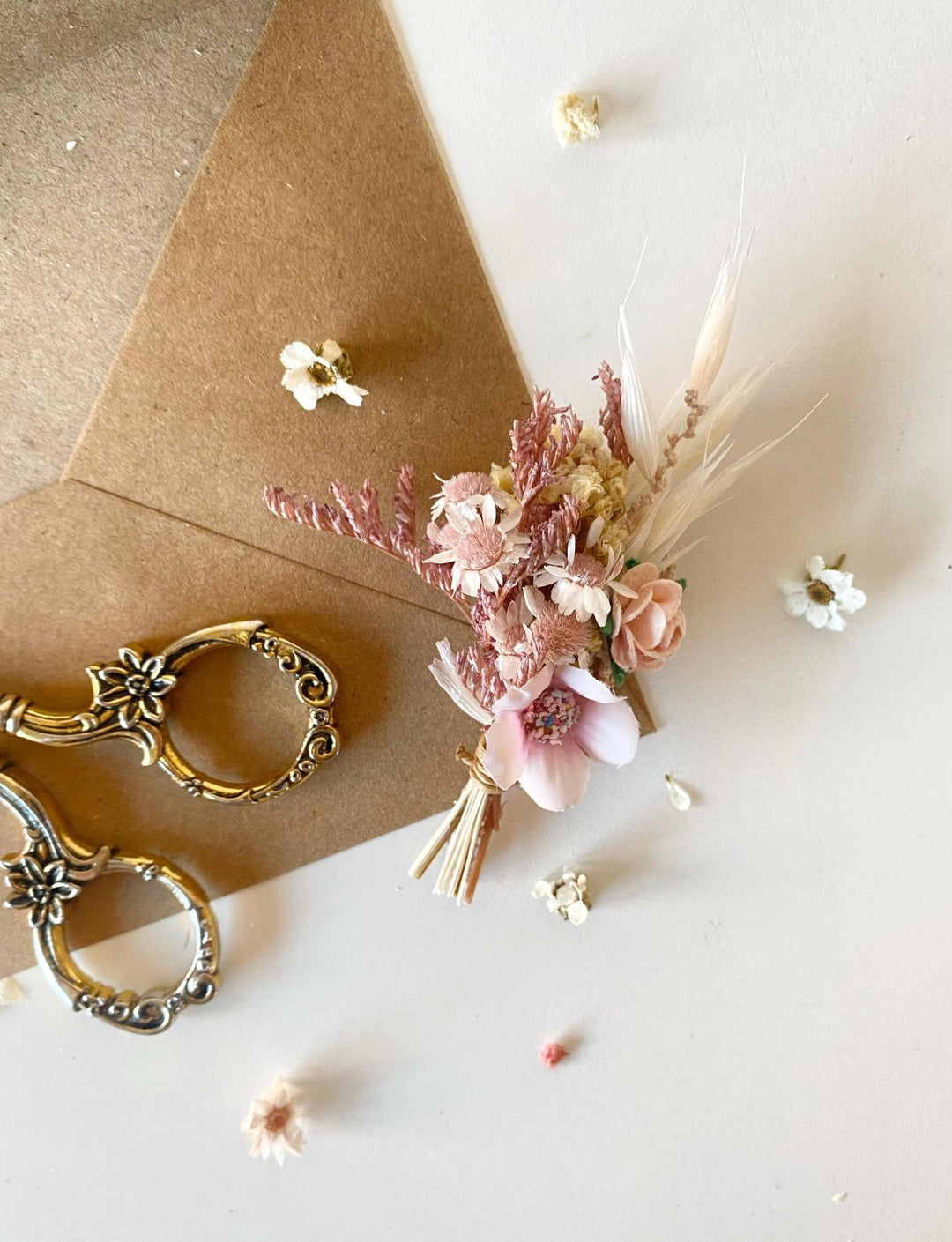 Rustic Pale Pink Flower Boutonniere: Groom & Groomsmen Wedding Corsage – handmade floral hair accessory by magaela