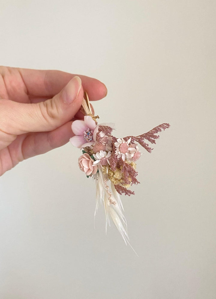Rustic Pale Pink Flower Boutonniere: Groom & Groomsmen Wedding Corsage – handmade floral hair accessory by magaela