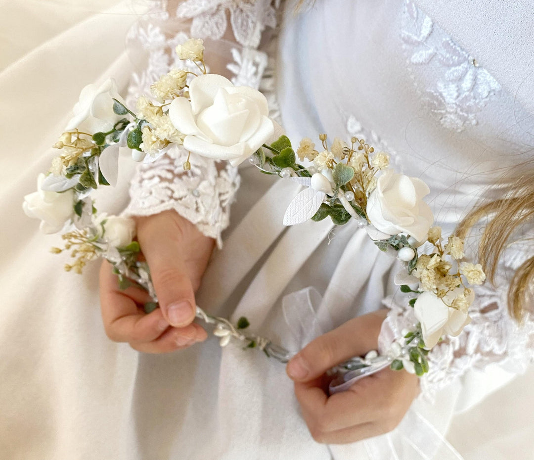 White Rose Flower Crown: First Communion Wreath, Bridal Headpiece – handmade floral hair accessory by magaela