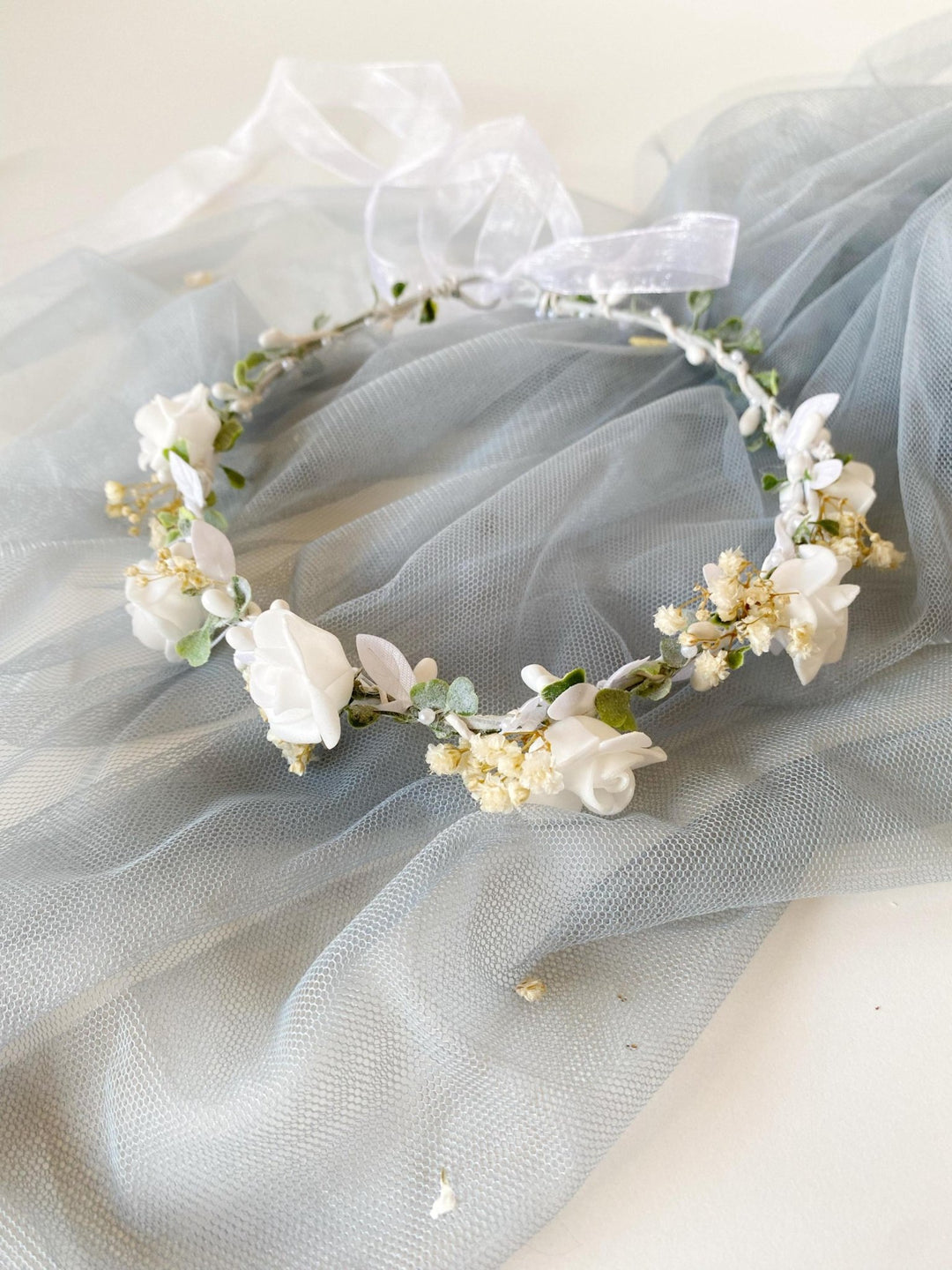 White Rose Flower Crown: First Communion Wreath, Bridal Headpiece – handmade floral hair accessory by magaela