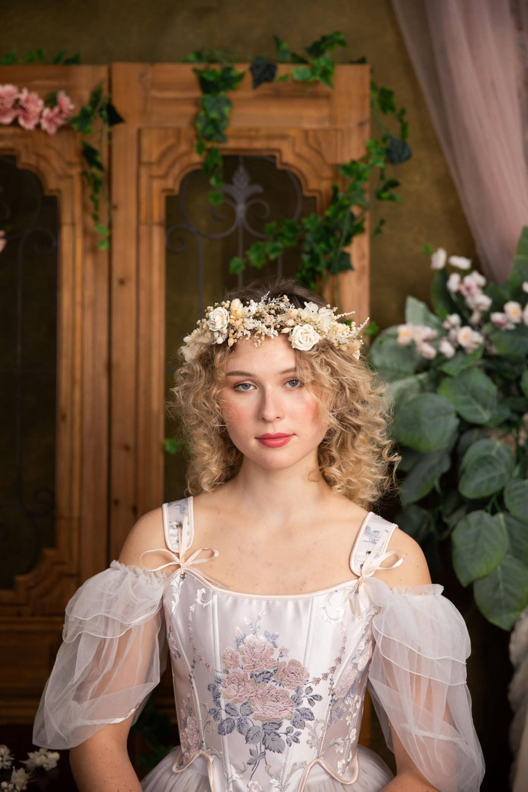 Boho Floral Hair Crown: Cream Wedding Hairpiece with Hairpins – handmade floral hair accessory by magaela