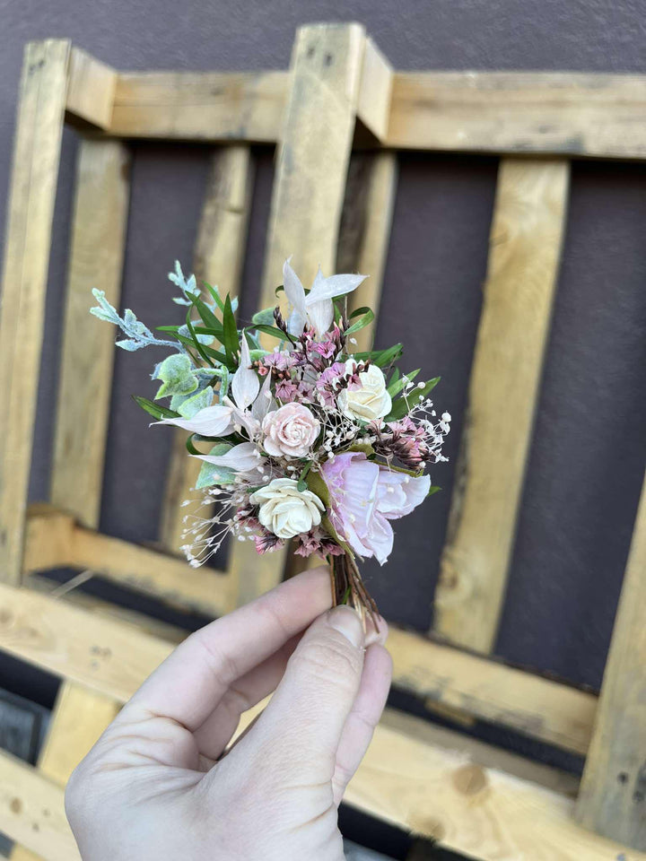 Blush Floral Bridal Hair Vine: Rustic Wedding Veil, Cottagecore Roses – handmade floral hair accessory by magaela