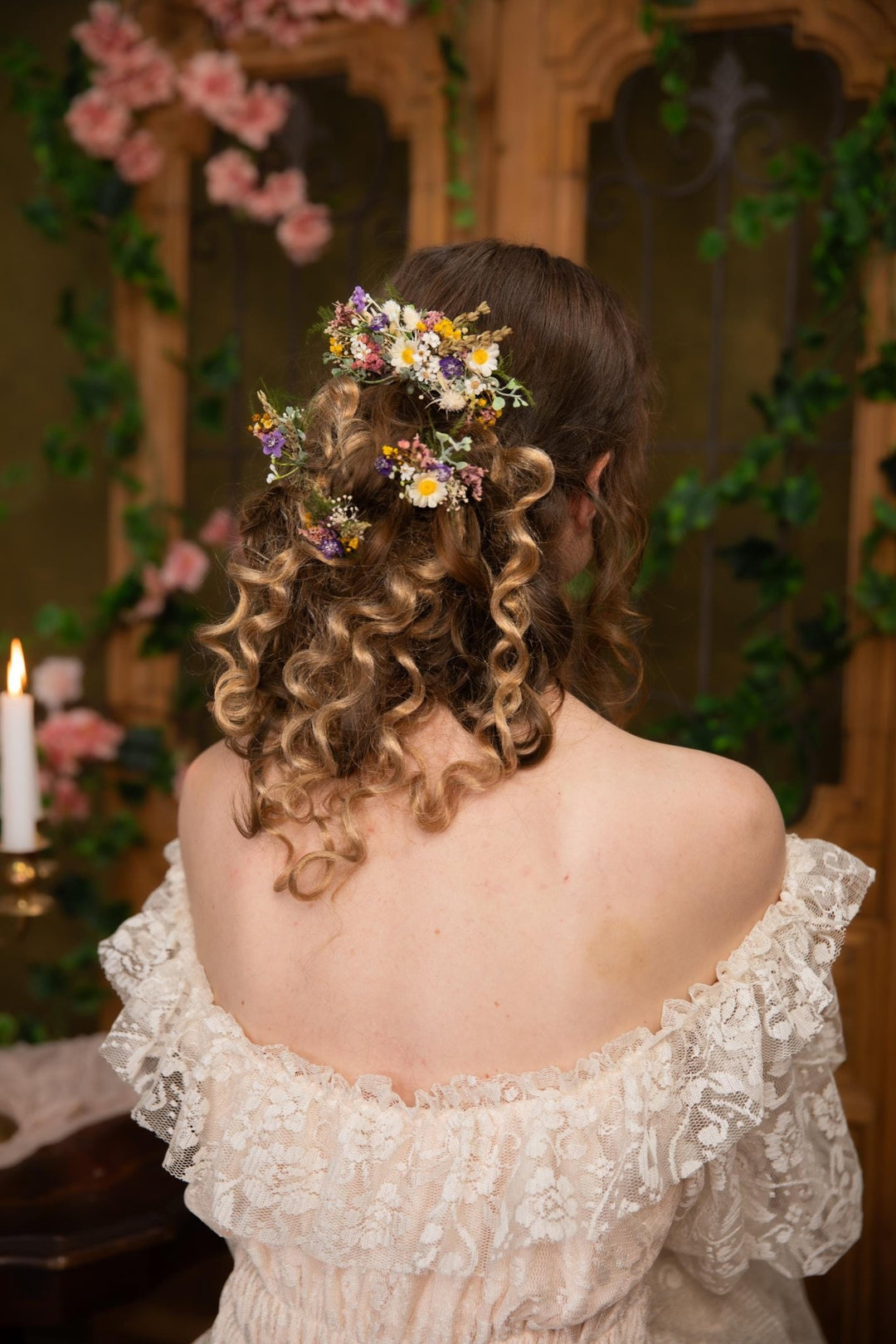 Wildflower Hair Comb: Meadow Daisy Bridal Boho Wedding Accessory – handmade floral hair accessory by magaela