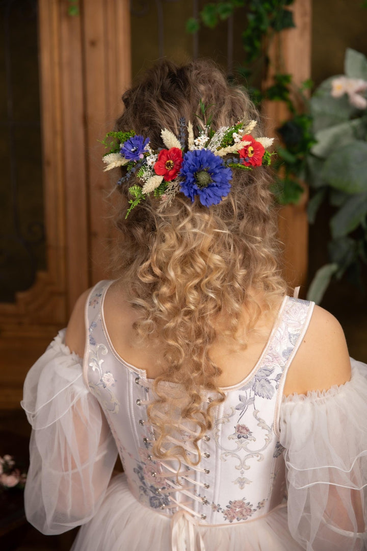 Meadow Wedding Hair Vine: Poppy, Daisy, Cornflower Bridal Comb – handmade floral hair accessory by magaela