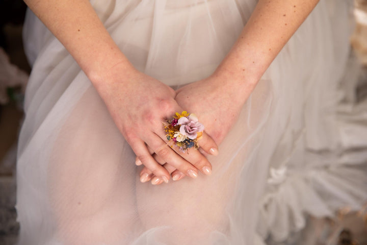 Boho Flower Ring: Colorful Meadow Design, Adjustable Floral Jewelry – handmade floral hair accessory by magaela