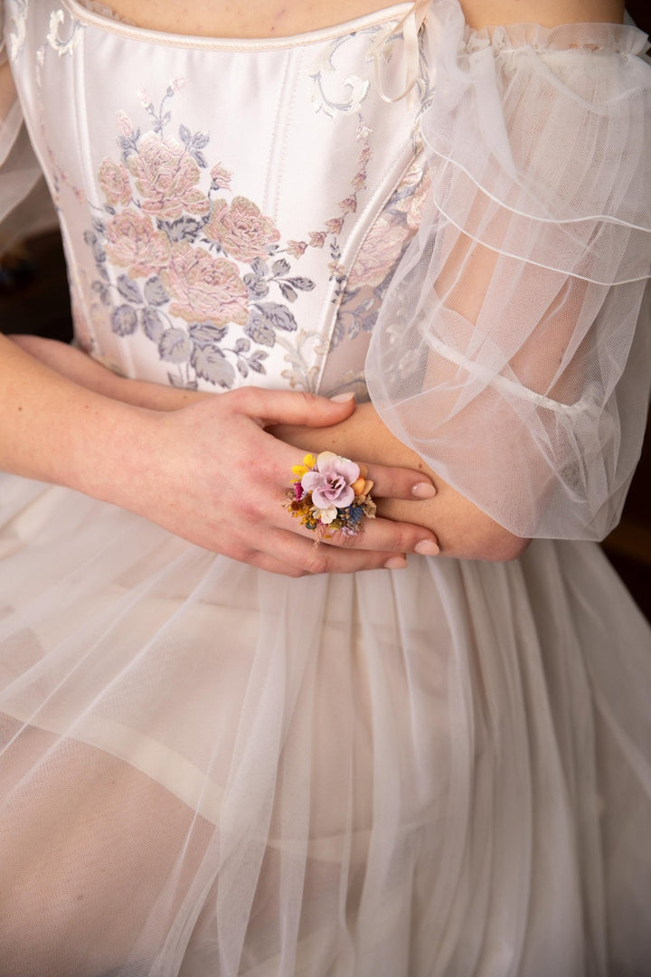 Boho Flower Ring: Colorful Meadow Design, Adjustable Floral Jewelry – handmade floral hair accessory by magaela