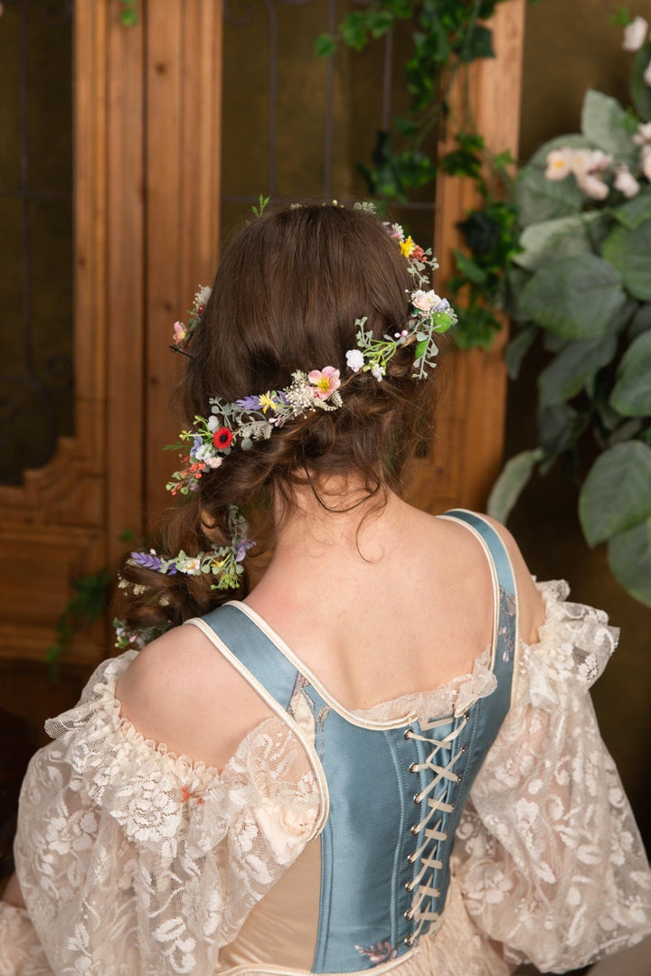 Meadow Wedding Hair Garland: Bendable Flower Hair Vine, Cottagecore Bridal – handmade floral hair accessory by magaela