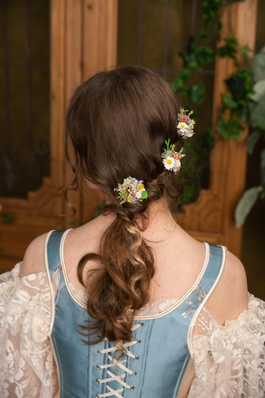 Meadow Flower Hairpins, Bridal Daisy Bobby Pins – handmade floral hair accessory by magaela