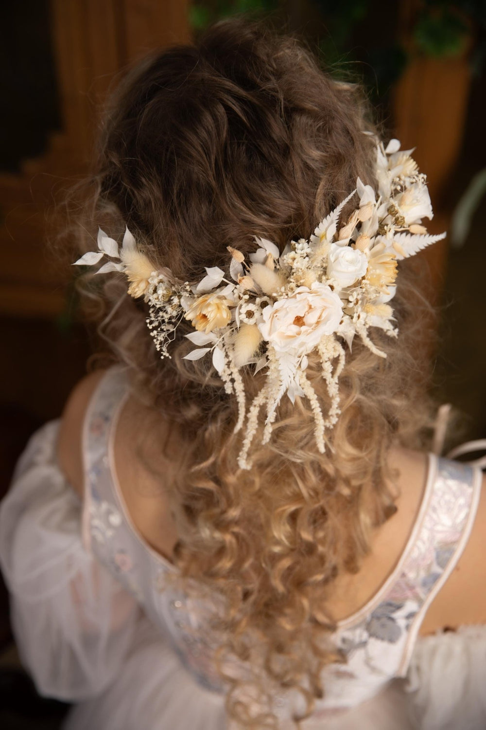 Rustic Bridal Flower Hair Vine: Beige Wedding Headpiece – handmade floral hair accessory by magaela