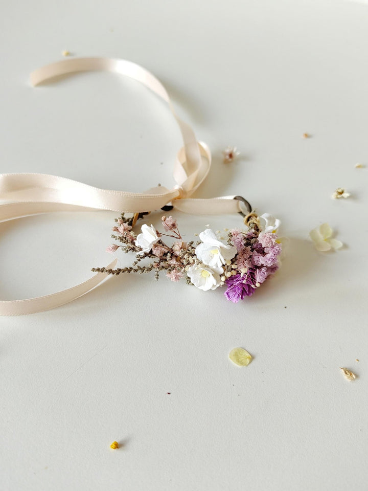 Rustic Purple Flower Bracelet: Boho Wedding Wrist Corsage – handmade floral hair accessory by magaela