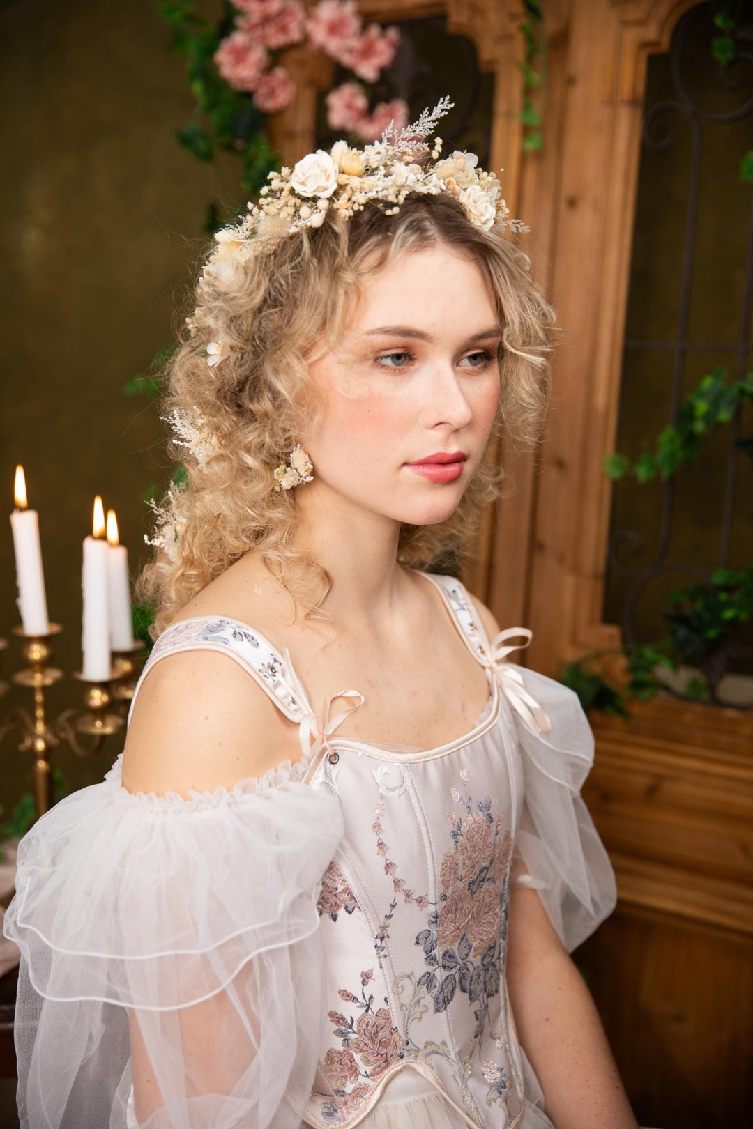 Boho Flower Hair Wreath: Rustic Cottagecore Wedding Headpiece – handmade floral hair accessory by magaela