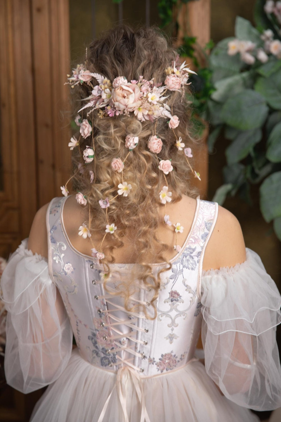 Boho Wedding Hair Vine: Blush Flower Veil, Cottagecore Bridal Hairstyle – handmade floral hair accessory by magaela