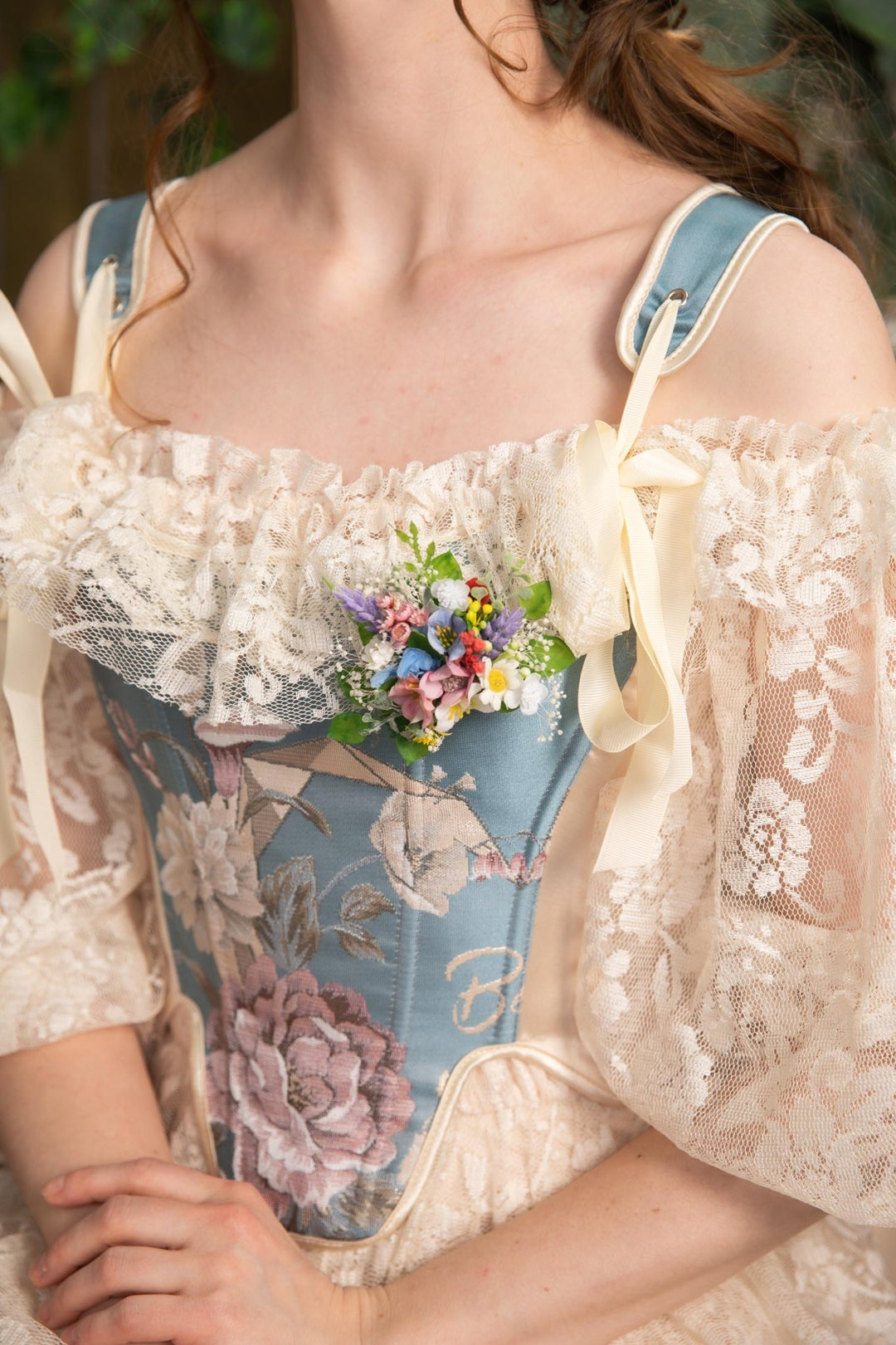 Wildflower Wedding Brooch: Romantic Garden Coat Pin – handmade floral hair accessory by magaela