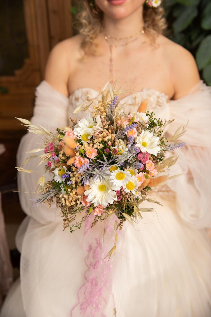 Daisy Bridal Bouquet: Meadow Spring Wildflower Wedding Bouquet – handmade floral hair accessory by magaela