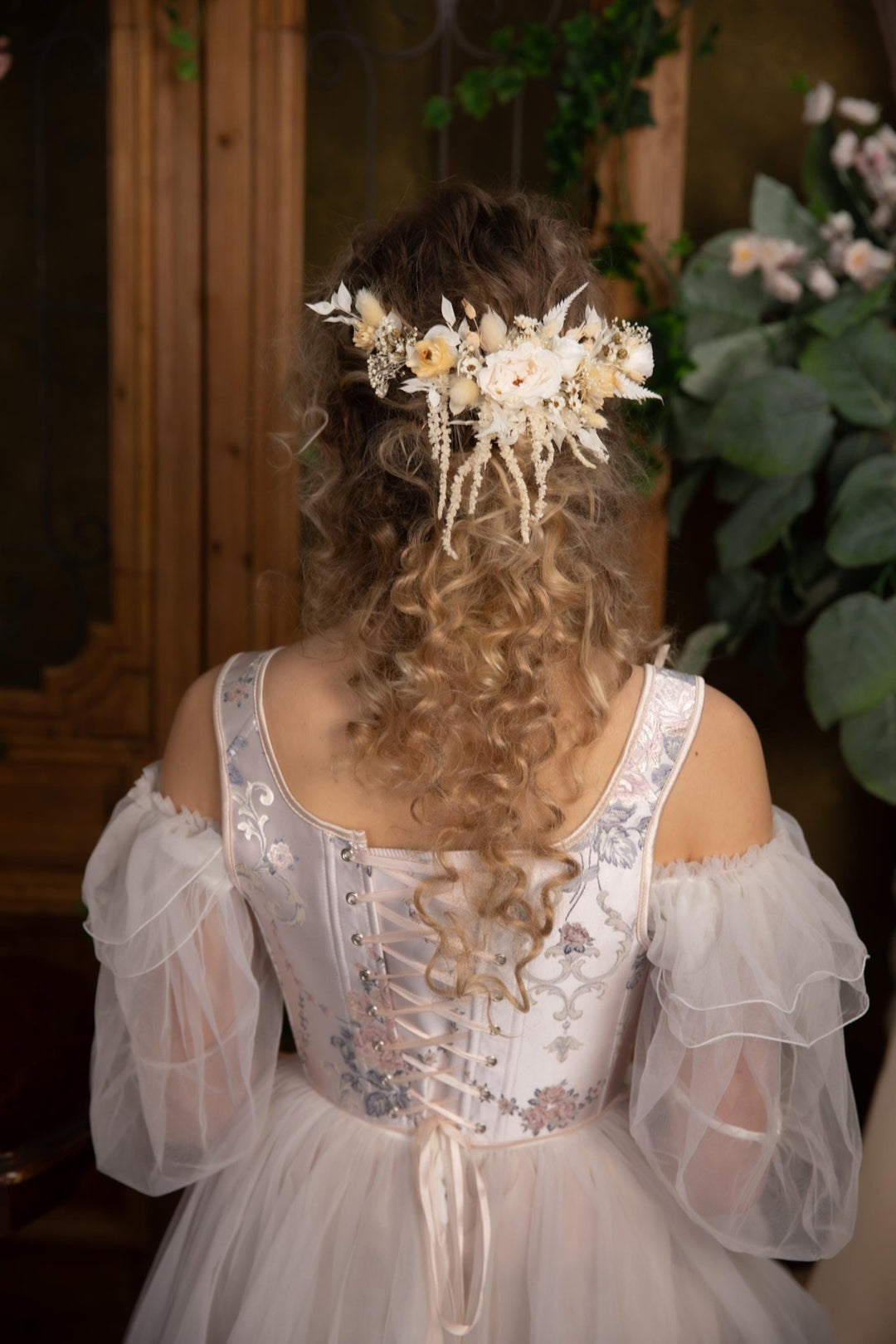 Rustic Bridal Flower Hair Vine: Beige Wedding Headpiece – handmade floral hair accessory by magaela