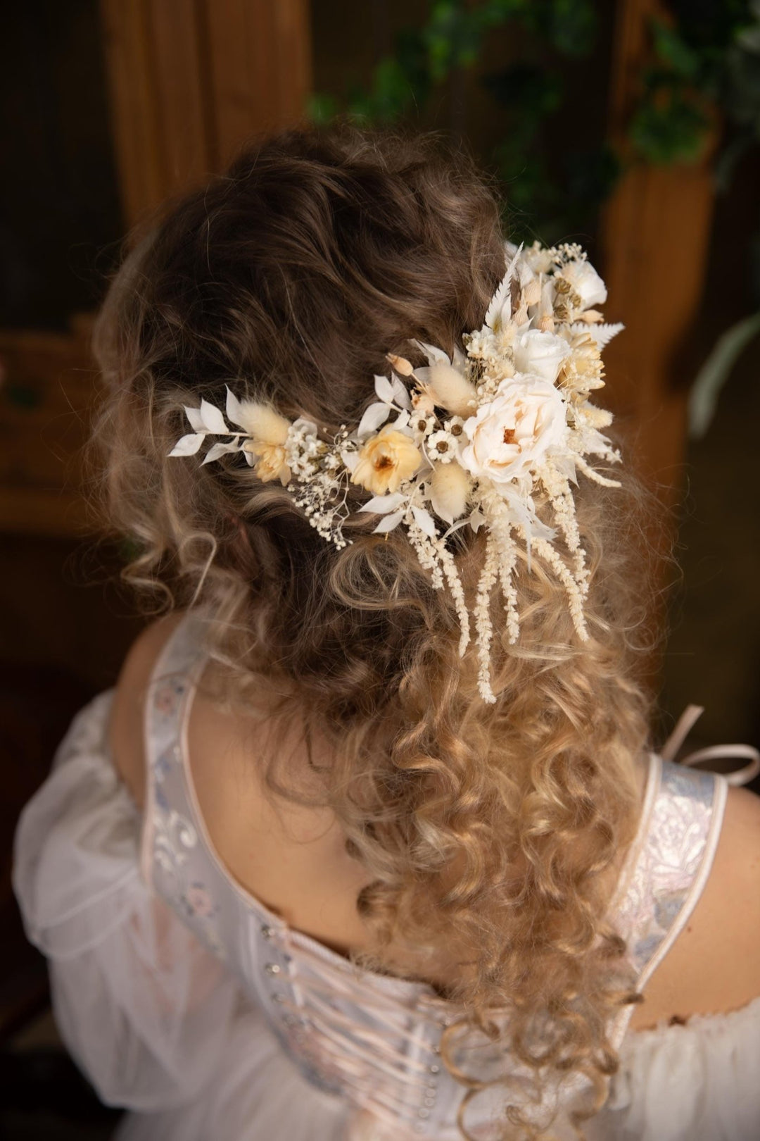 Rustic Bridal Flower Hair Vine: Beige Wedding Headpiece – handmade floral hair accessory by magaela