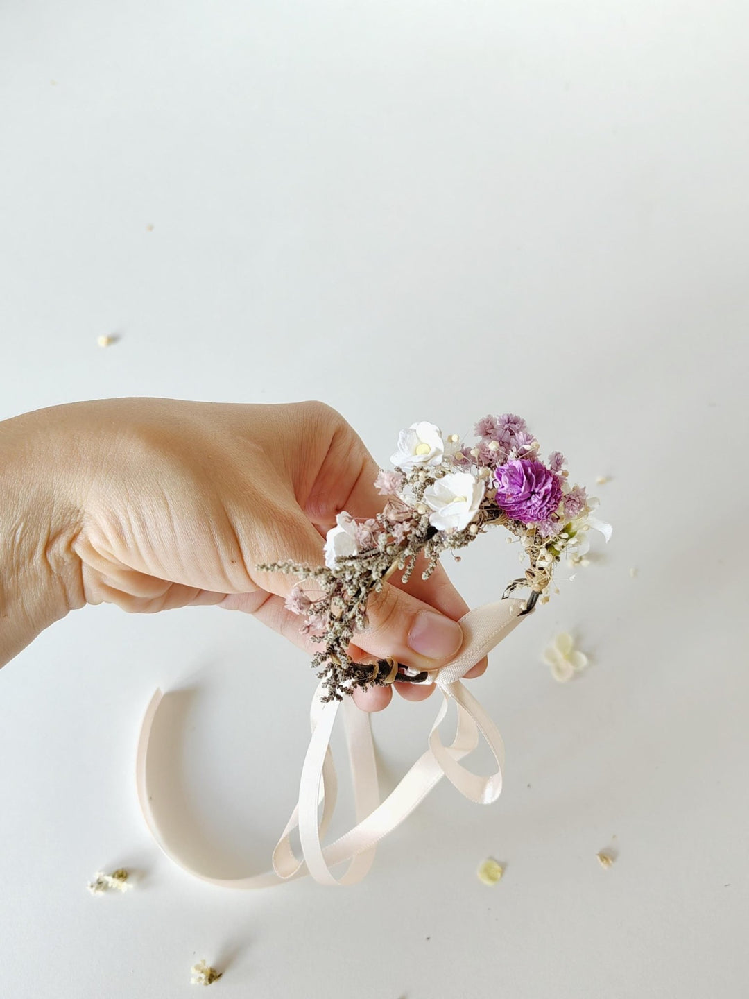 Rustic Purple Flower Bracelet: Boho Wedding Wrist Corsage – handmade floral hair accessory by magaela