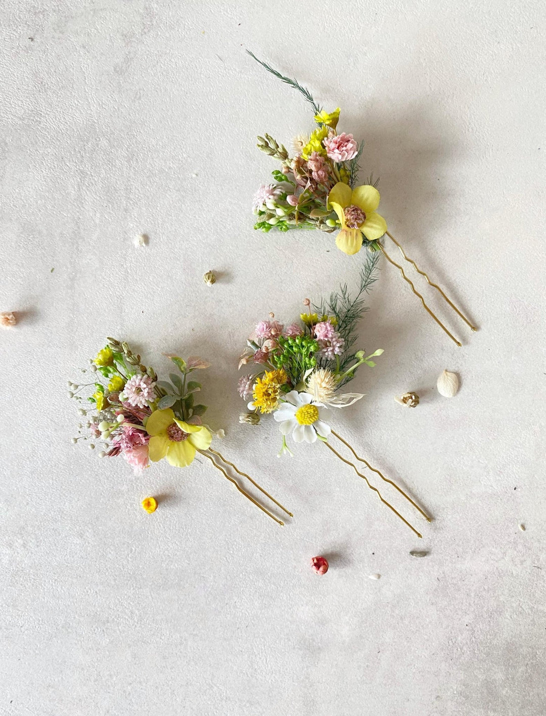 Daisy Flower Hair Pins: Yellow & Pink Boho Wedding Hair Accessories – handmade floral hair accessory by magaela