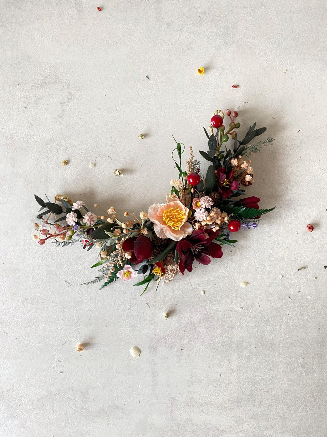 Woodland Wedding Hair Vine: Rustic Bridal Hair Comb, Berries – handmade floral hair accessory by magaela