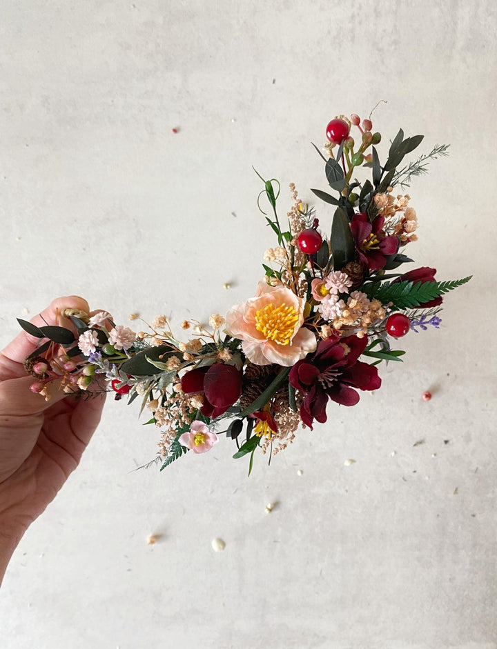 Woodland Wedding Hair Vine: Rustic Bridal Hair Comb, Berries – handmade floral hair accessory by magaela