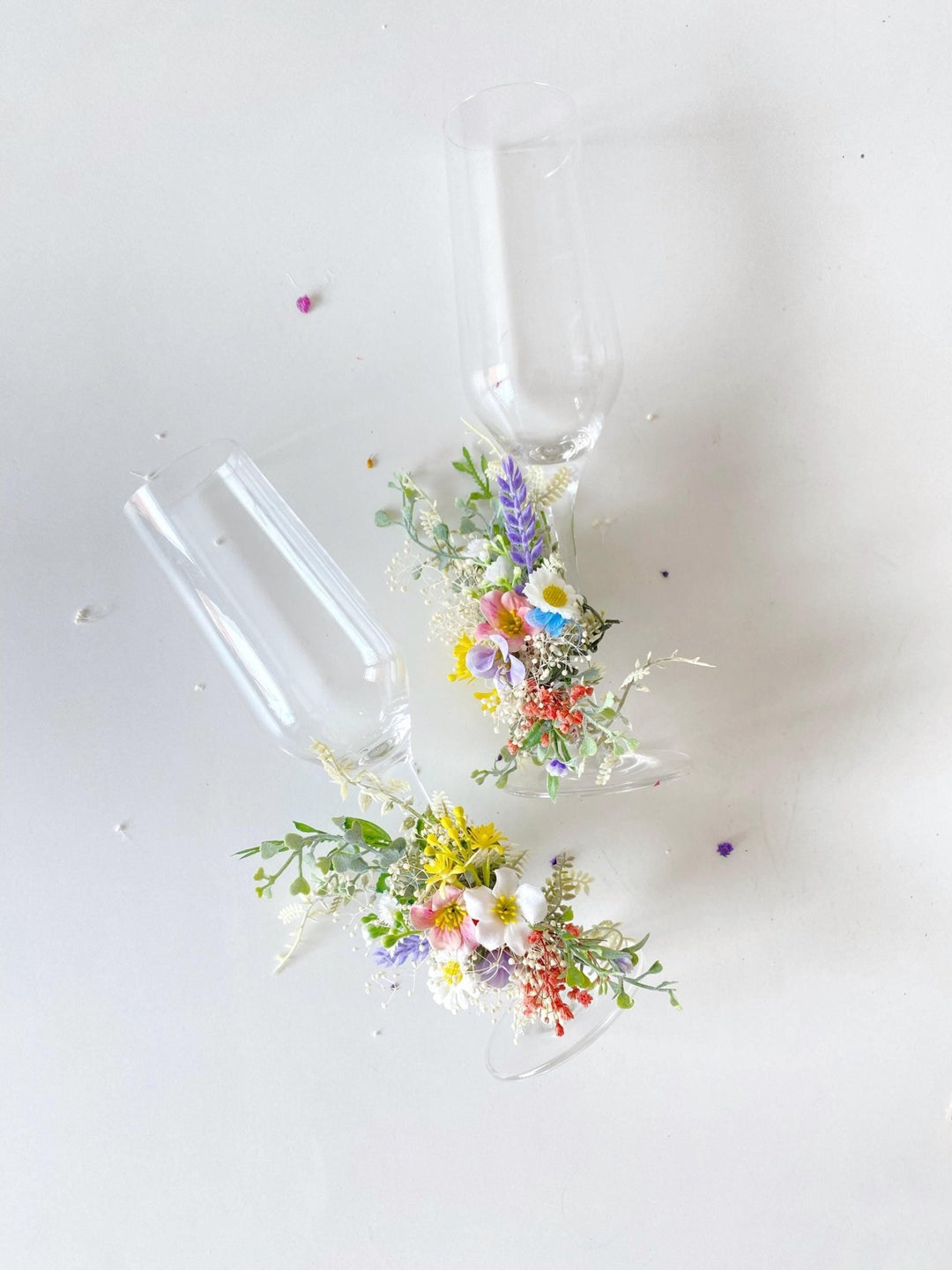 Wildflower Wedding Glass Decoration: Cottagecore Bridal Decor – handmade floral hair accessory by magaela