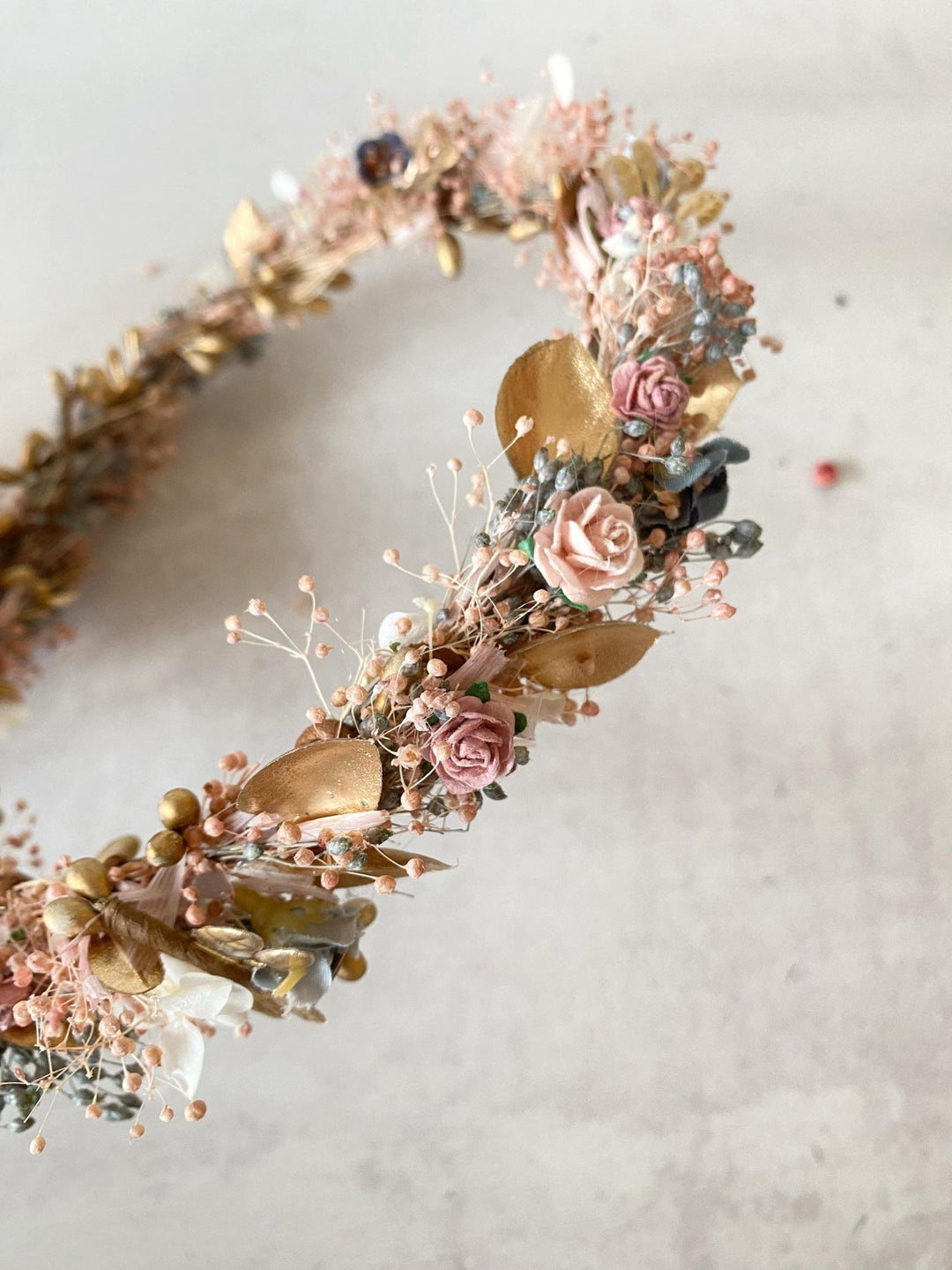 Vintage Golden Flower Crown: Glam Cottagecore Wedding Wreath – handmade floral hair accessory by magaela