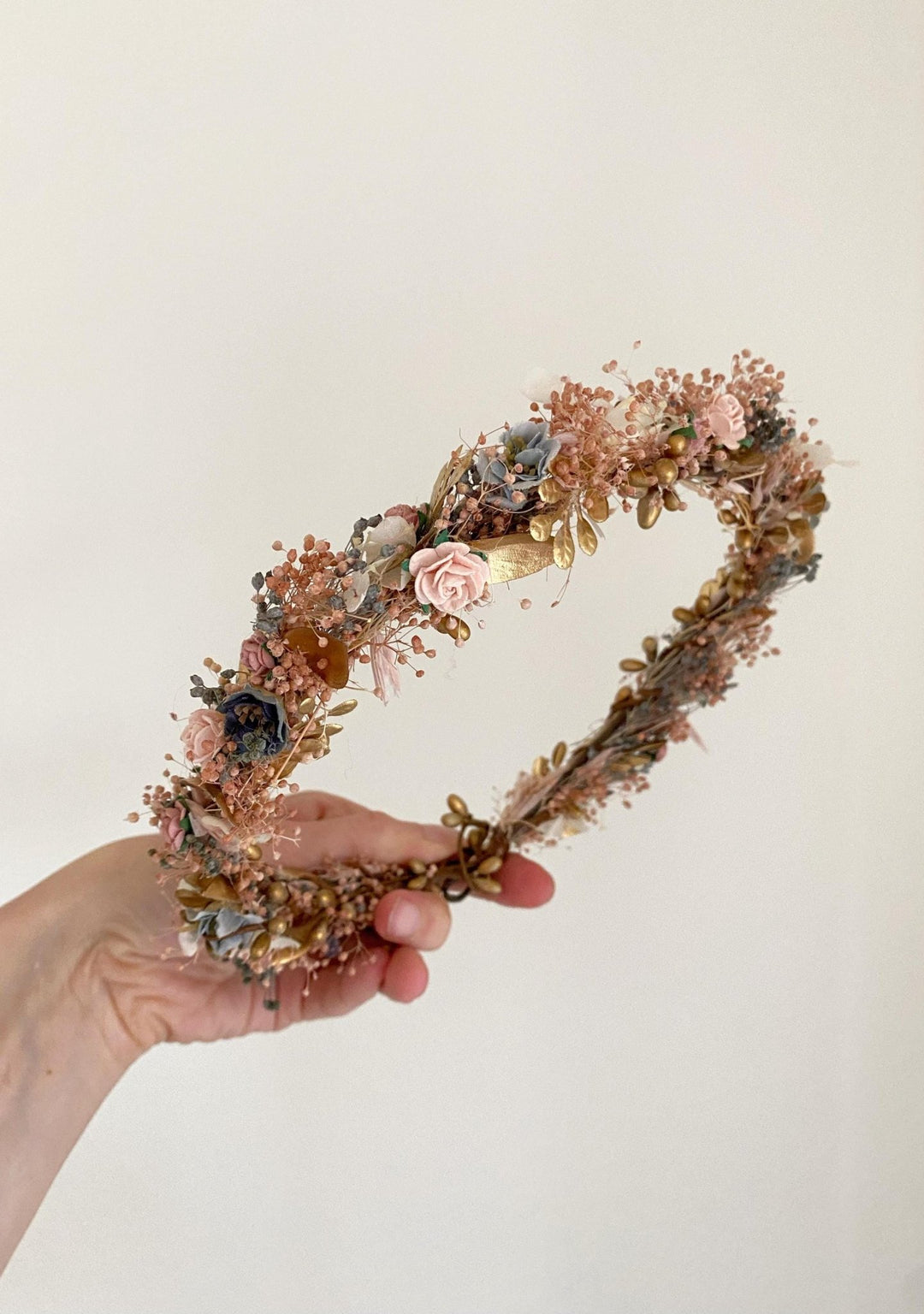 Vintage Golden Flower Crown: Glam Cottagecore Wedding Wreath – handmade floral hair accessory by magaela