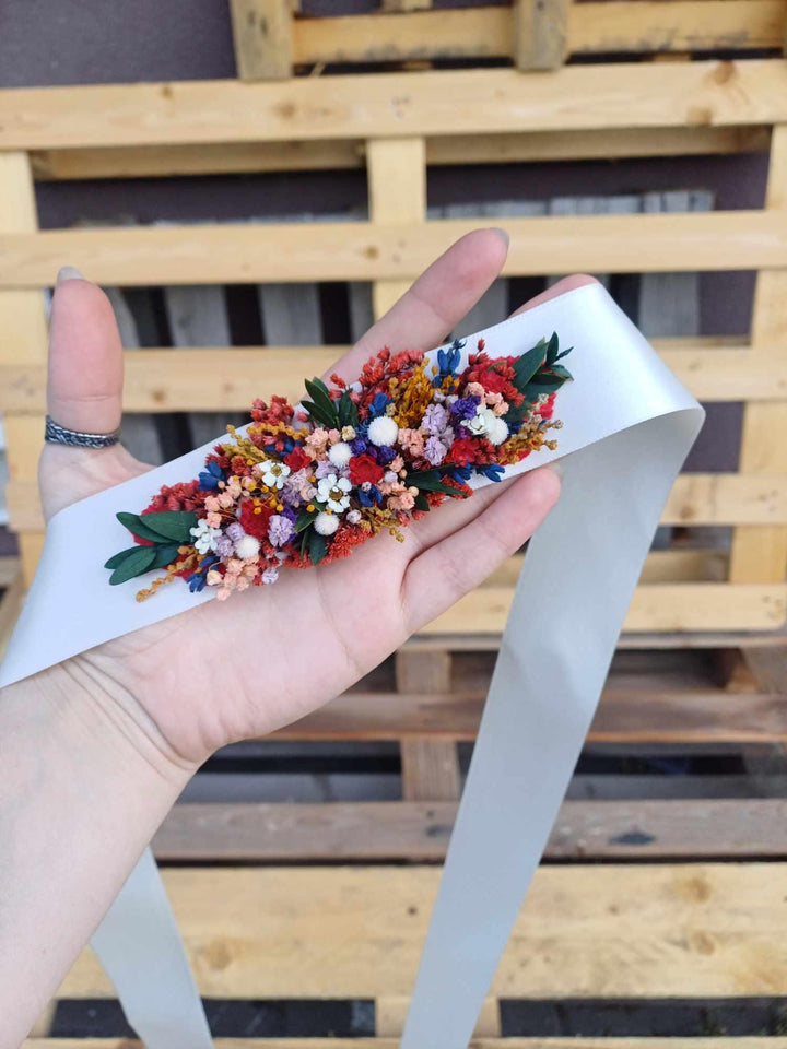 Wildflower Bridal Belt: Preserved Meadow Flowers, Garden Wedding Accessory – handmade floral hair accessory by magaela