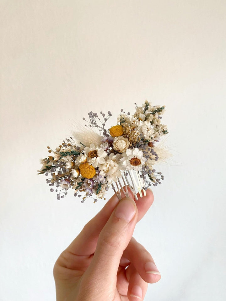 Dried Flower Hair Comb: Rustic Wedding Bridal Hair Clip – handmade floral hair accessory by magaela