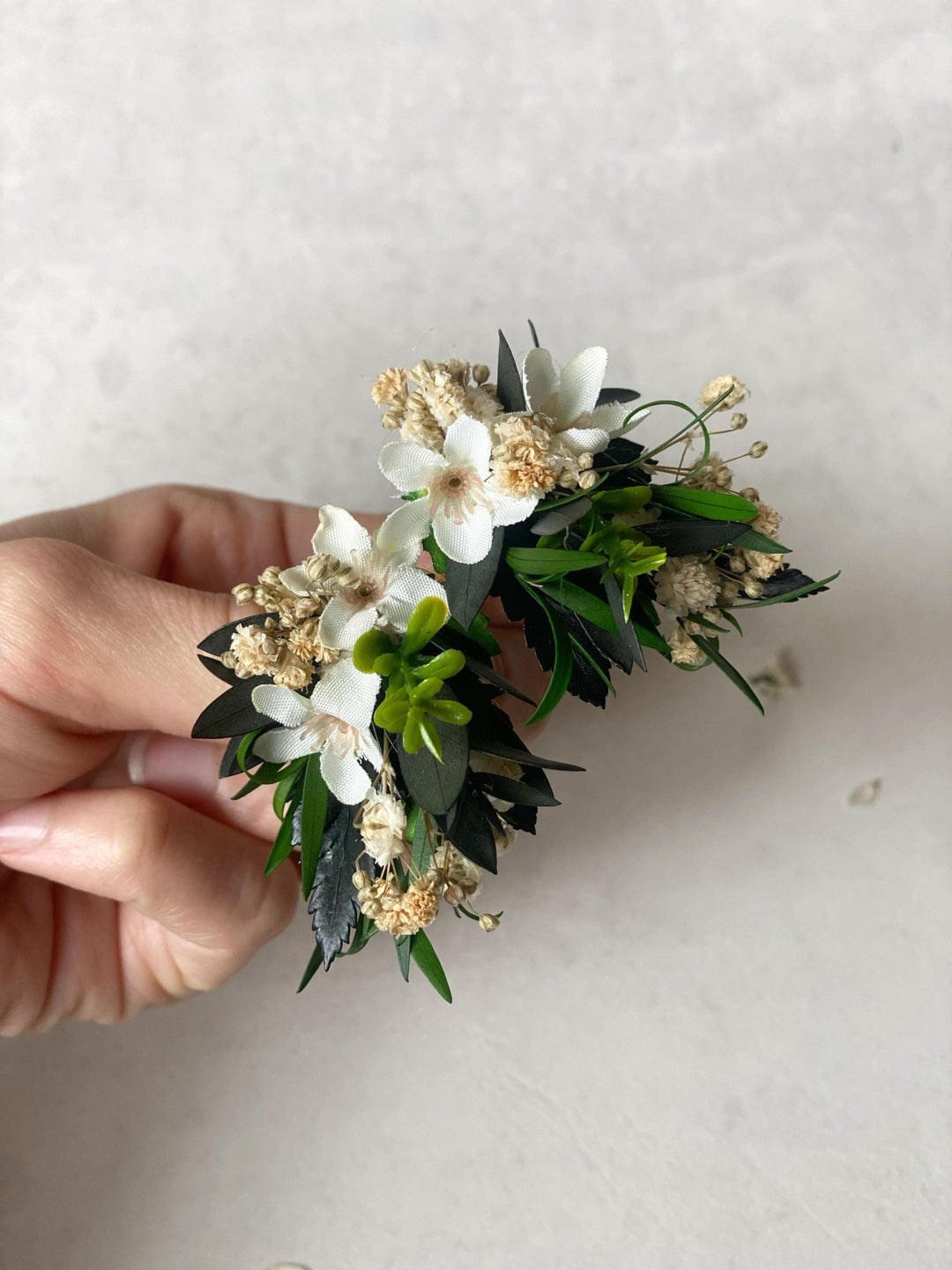 Greenery Flower Earrings: Fern Wedding Jewelry – handmade floral hair accessory by magaela