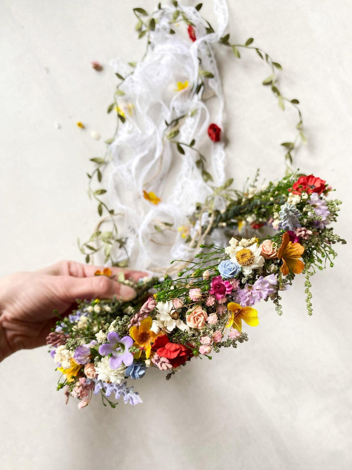 Boho Flower Crown with Veil: Romantic Meadow Bridal Headpiece – handmade floral hair accessory by magaela