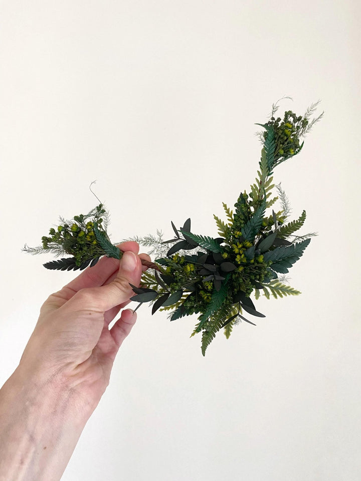 Greenery Wedding Hair Vine: Fern Woodland Bridal Accessory – handmade floral hair accessory by magaela