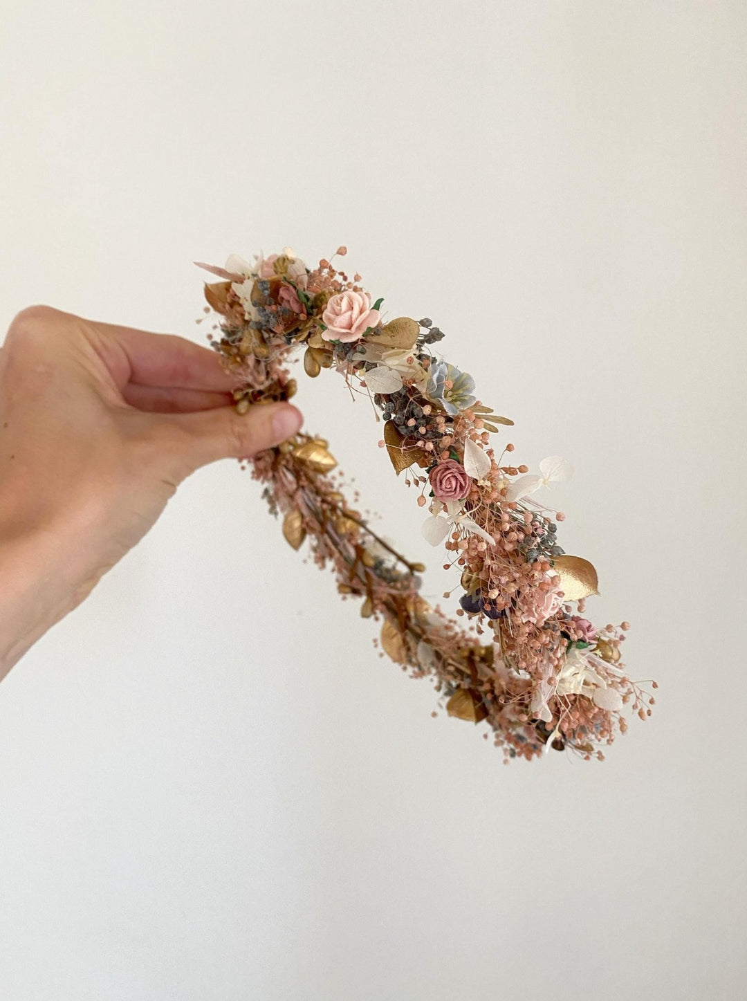 Vintage Golden Flower Crown: Glam Cottagecore Wedding Wreath – handmade floral hair accessory by magaela