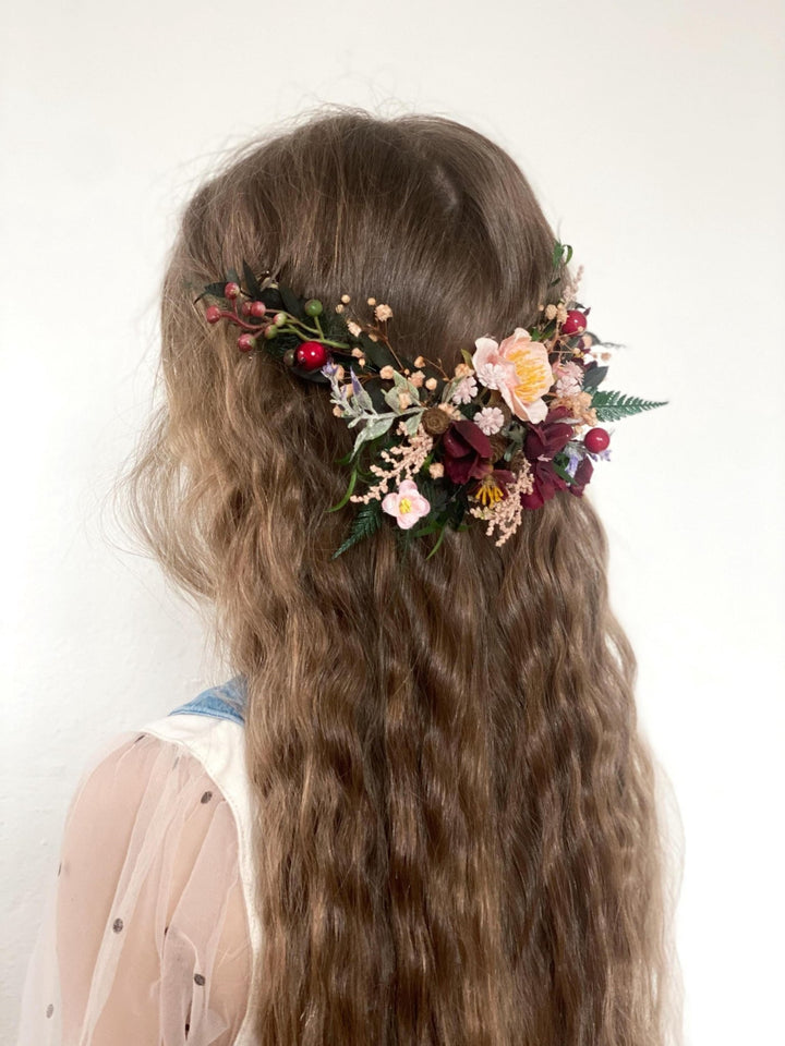 Woodland Wedding Hair Vine: Rustic Bridal Hair Comb, Berries – handmade floral hair accessory by magaela