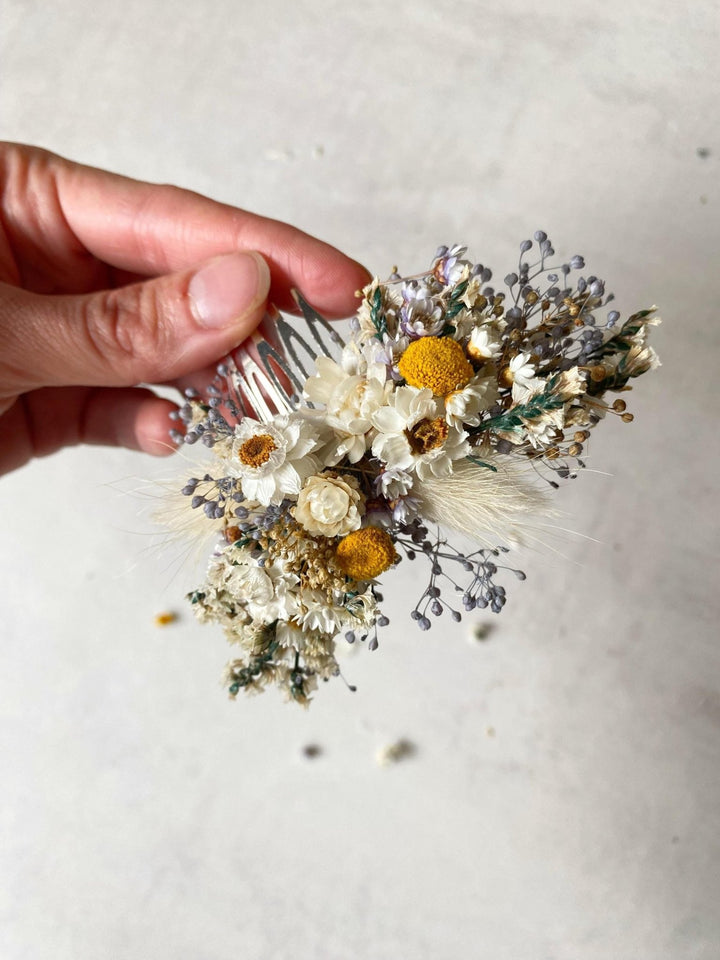 Dried Flower Hair Comb: Rustic Wedding Bridal Hair Clip – handmade floral hair accessory by magaela