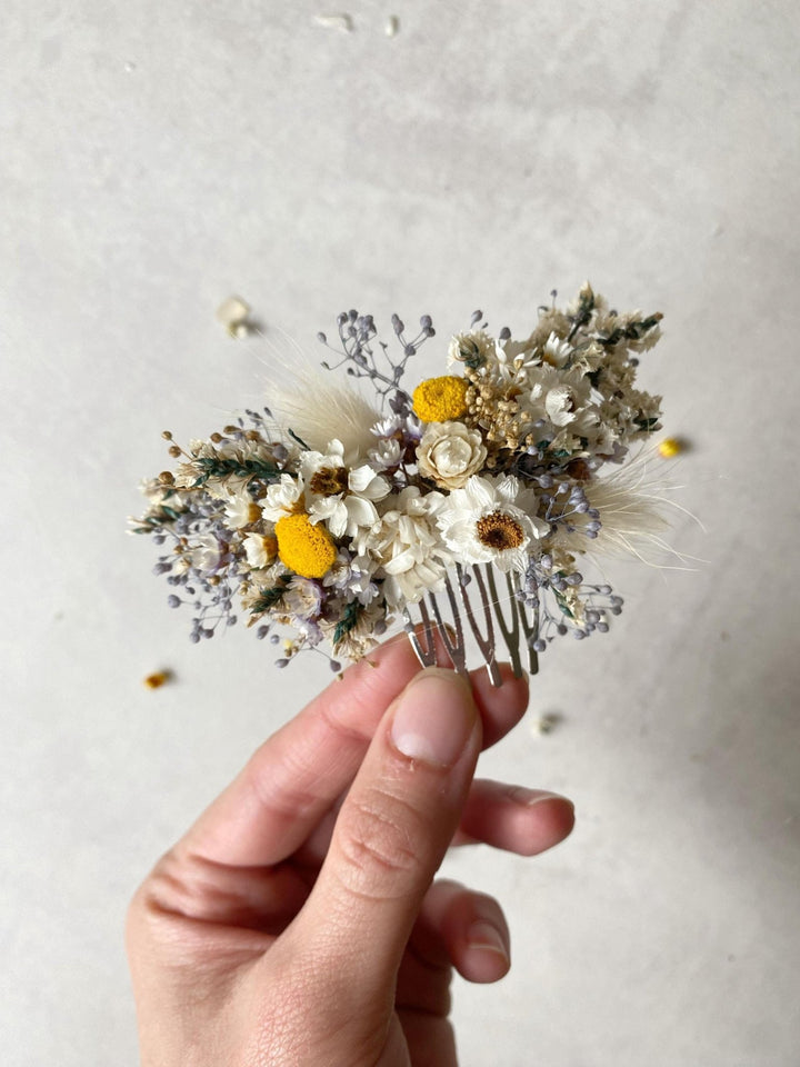 Dried Flower Hair Comb: Rustic Wedding Bridal Hair Clip – handmade floral hair accessory by magaela
