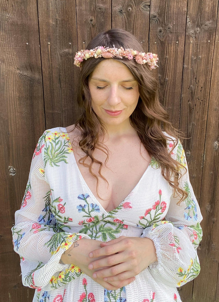 Preserved Flower Bridal Crown: Romantic Dried Flower Wedding Wreath – handmade floral hair accessory by magaela