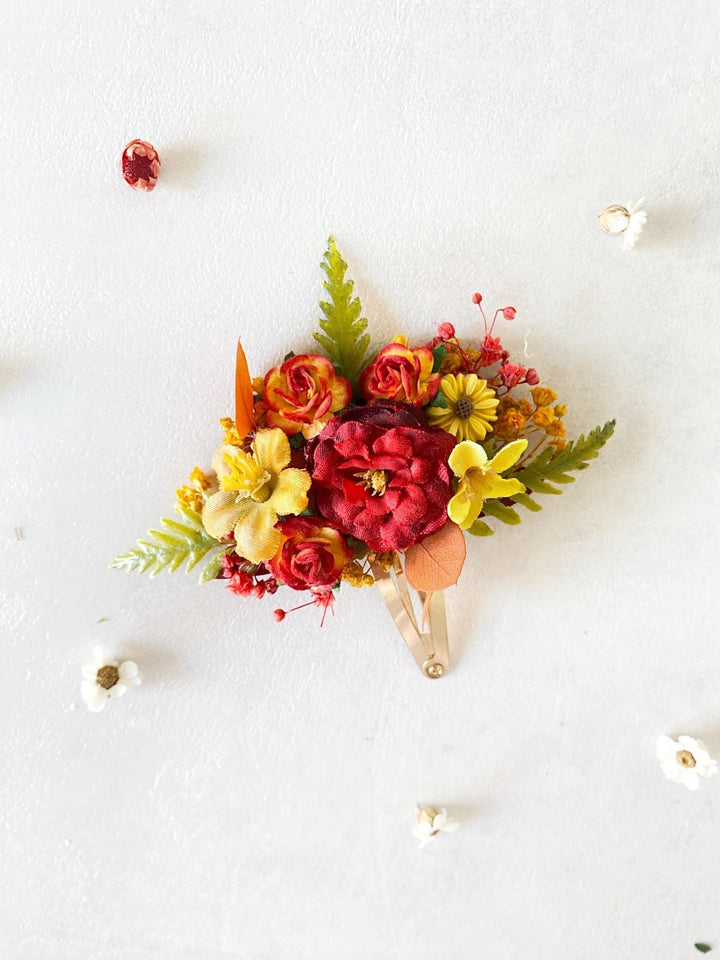 Autumn Flower Hair Clip: Red & Yellow Cottagecore Accessory – handmade floral hair accessory by magaela