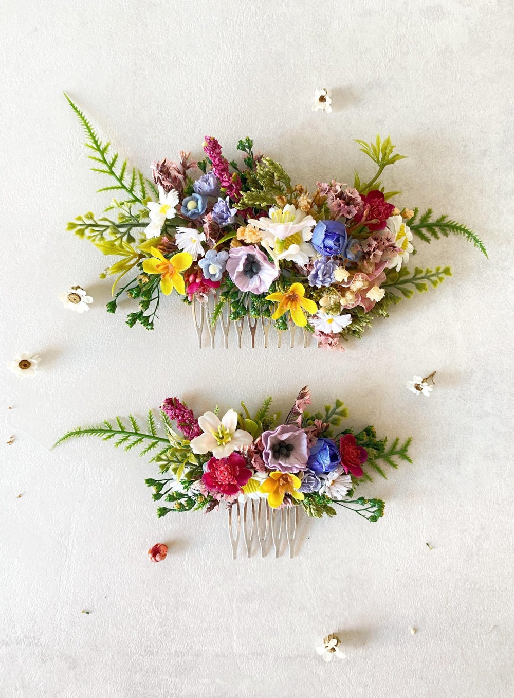 Wildflower Bridal Hair Comb: Boho Wedding Meadow Accessory – handmade floral hair accessory by magaela