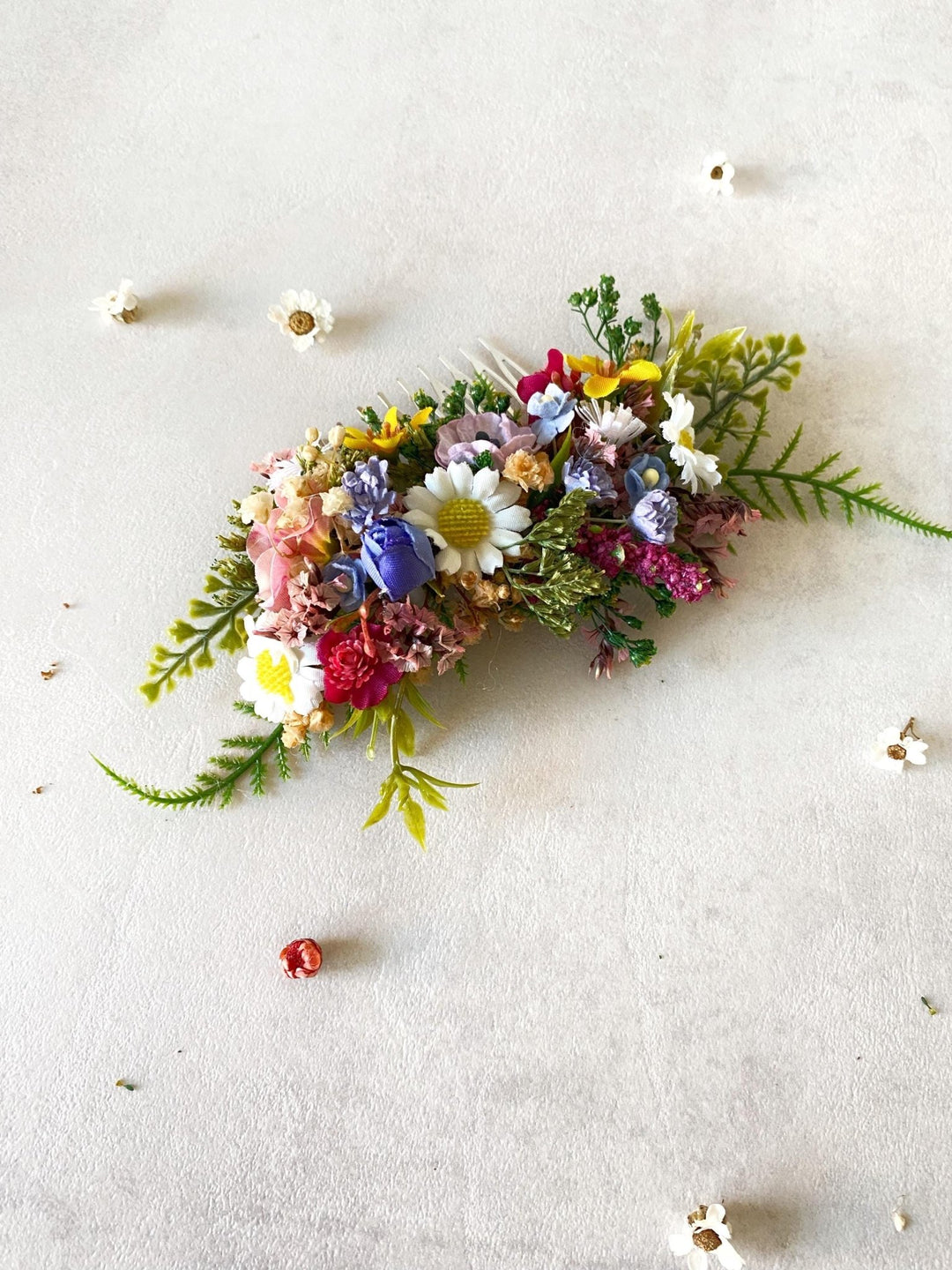 Wildflower Bridal Hair Comb: Boho Wedding Meadow Accessory – handmade floral hair accessory by magaela