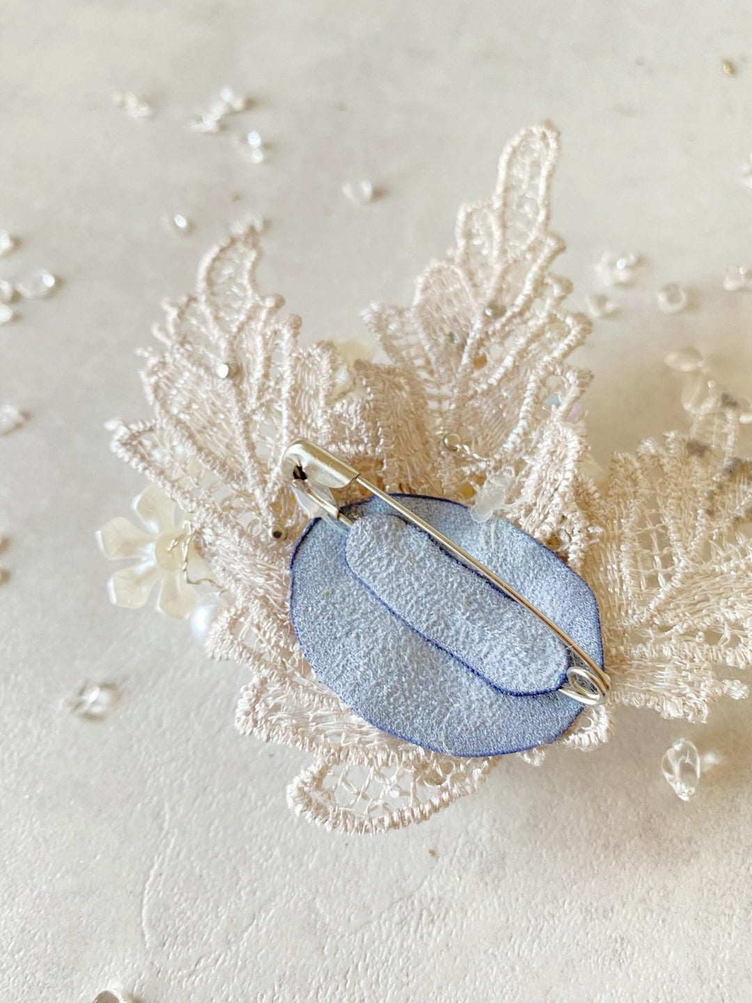 Glamour Flower Brooch: Vintage Style Pearls & Lace - Mocha Mousse – handmade floral hair accessory by magaela