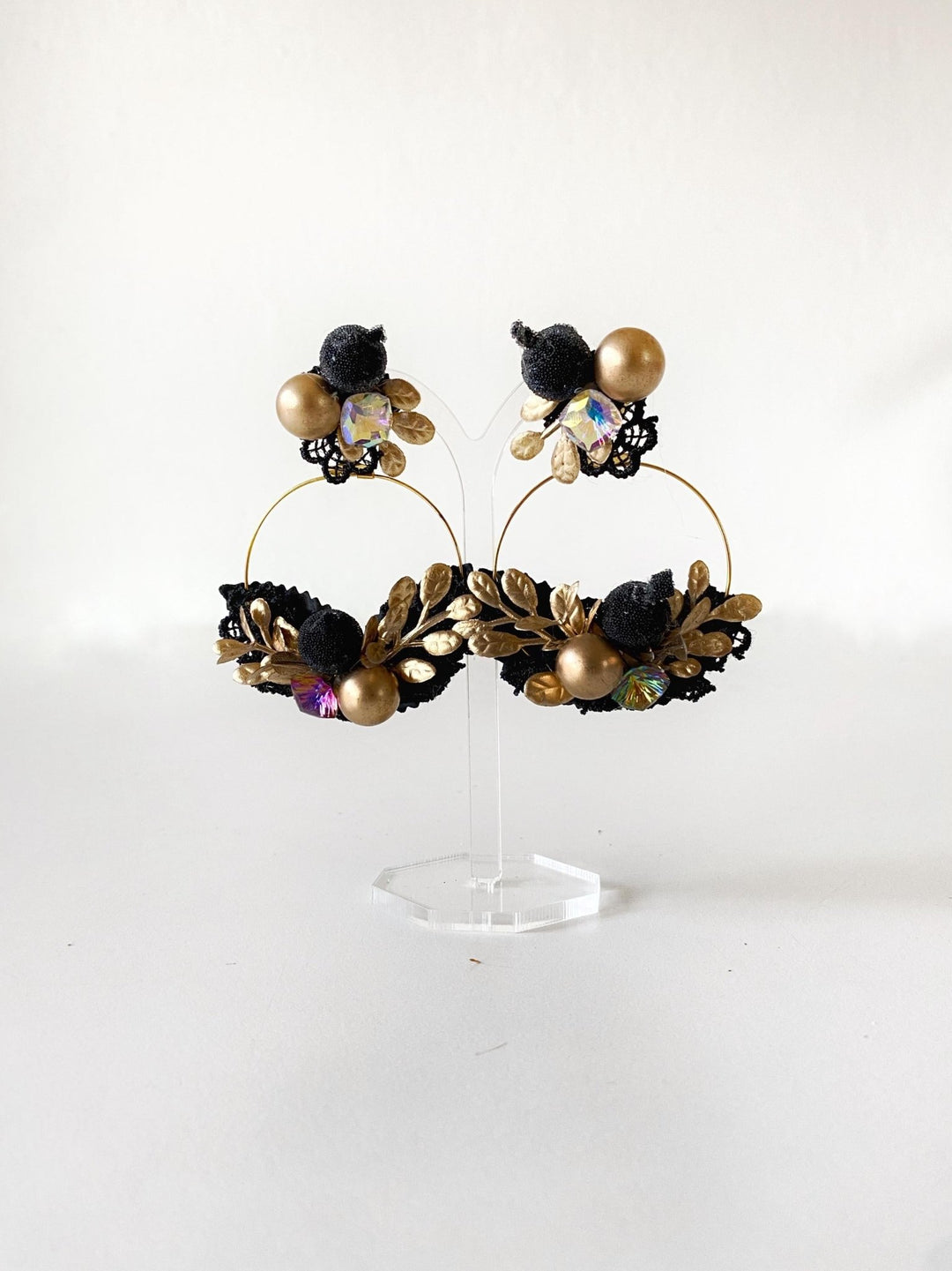 Gold Flower Circle Earrings: Bridal Jewelry, Blackberries – handmade floral hair accessory by magaela