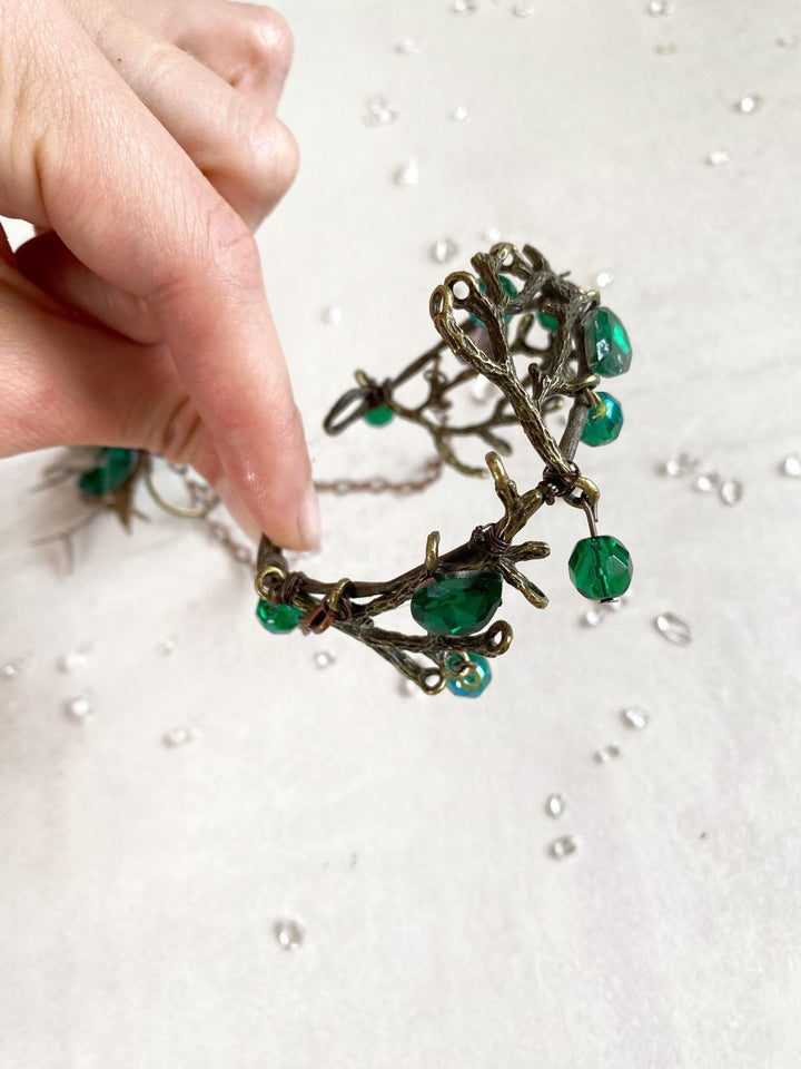 Emerald Green Floral Bracelet with Ring: Woodland Fairy Jewelry – handmade floral hair accessory by magaela