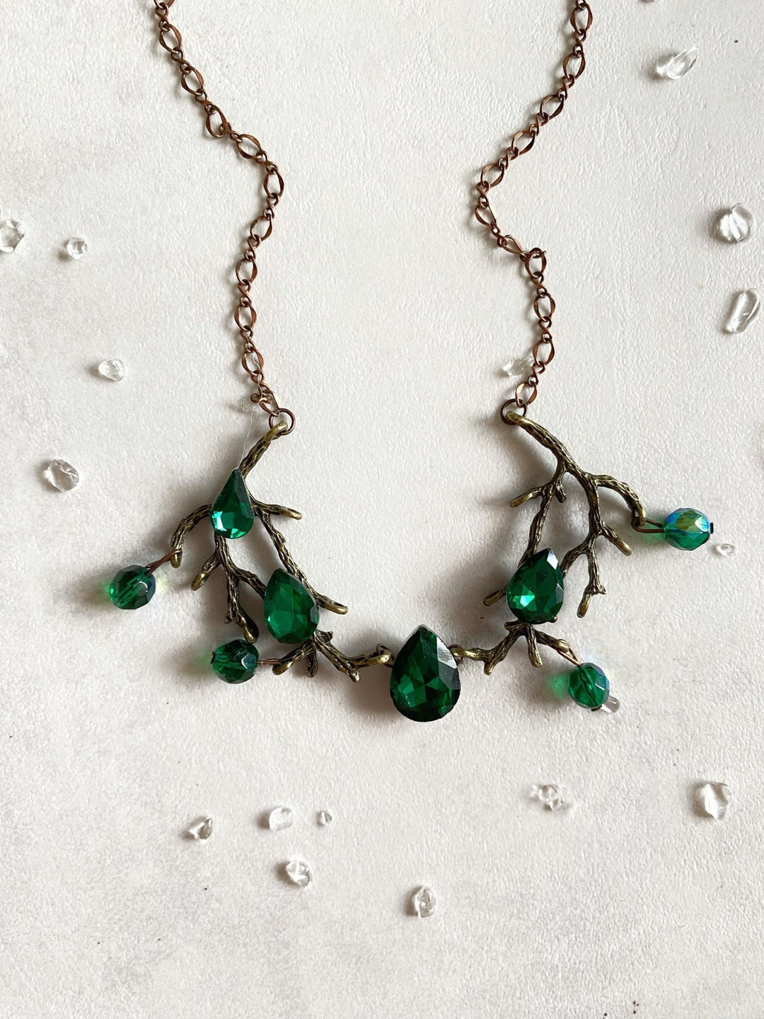 Emerald Green Flower Necklace: Glam Wedding Jewelry – handmade floral hair accessory by magaela