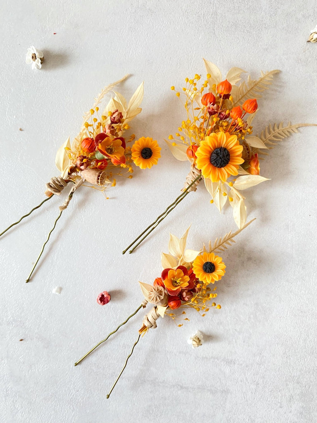 Sunflower Hair Pins: Boho Wedding Hair Clips, Cottagecore Style – handmade floral hair accessory by magaela