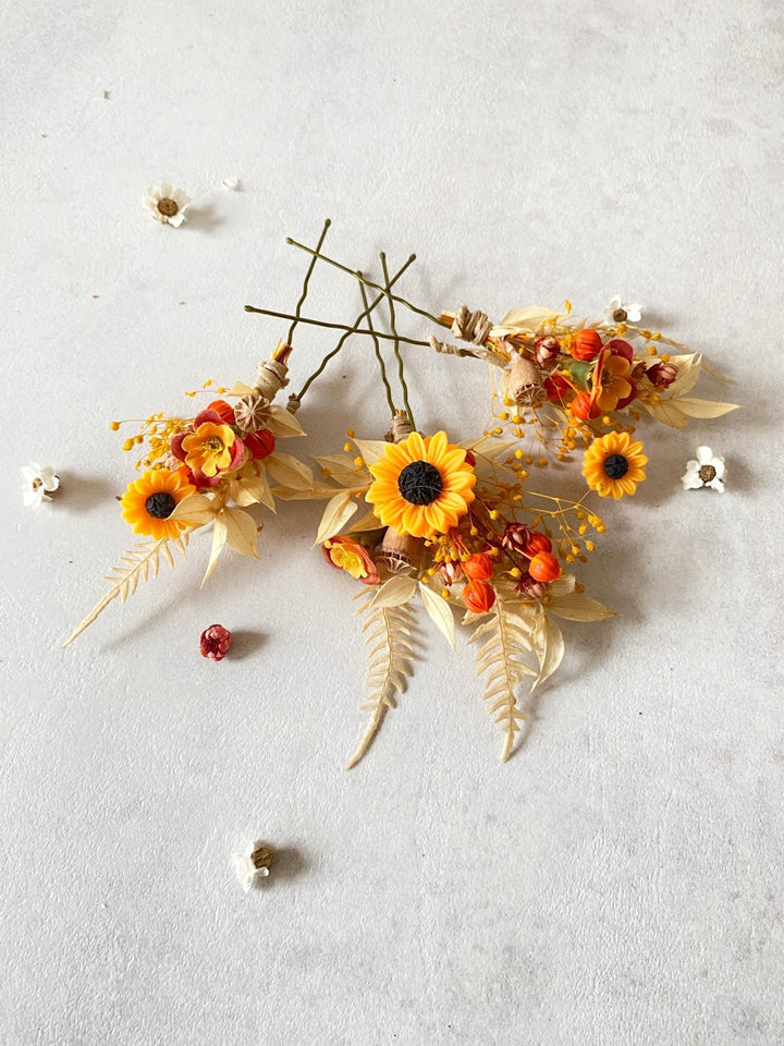 Sunflower Hair Pins: Boho Wedding Hair Clips, Cottagecore Style – handmade floral hair accessory by magaela