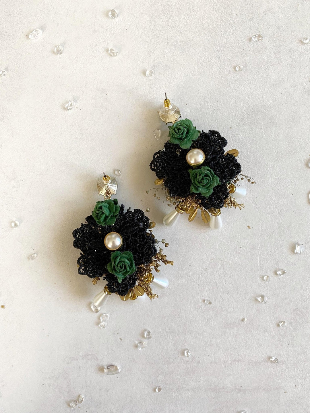 Emerald Green & Gold Glamour Earrings: Wedding Bridal Jewelry – handmade floral hair accessory by magaela