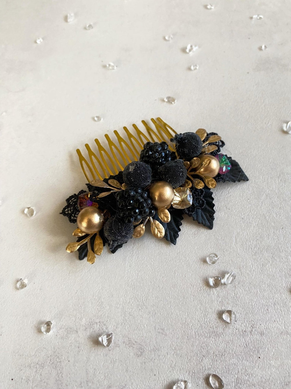 Glam Gold & Black Floral Hair Comb: Luxury Bridal Jewelry – handmade floral hair accessory by magaela