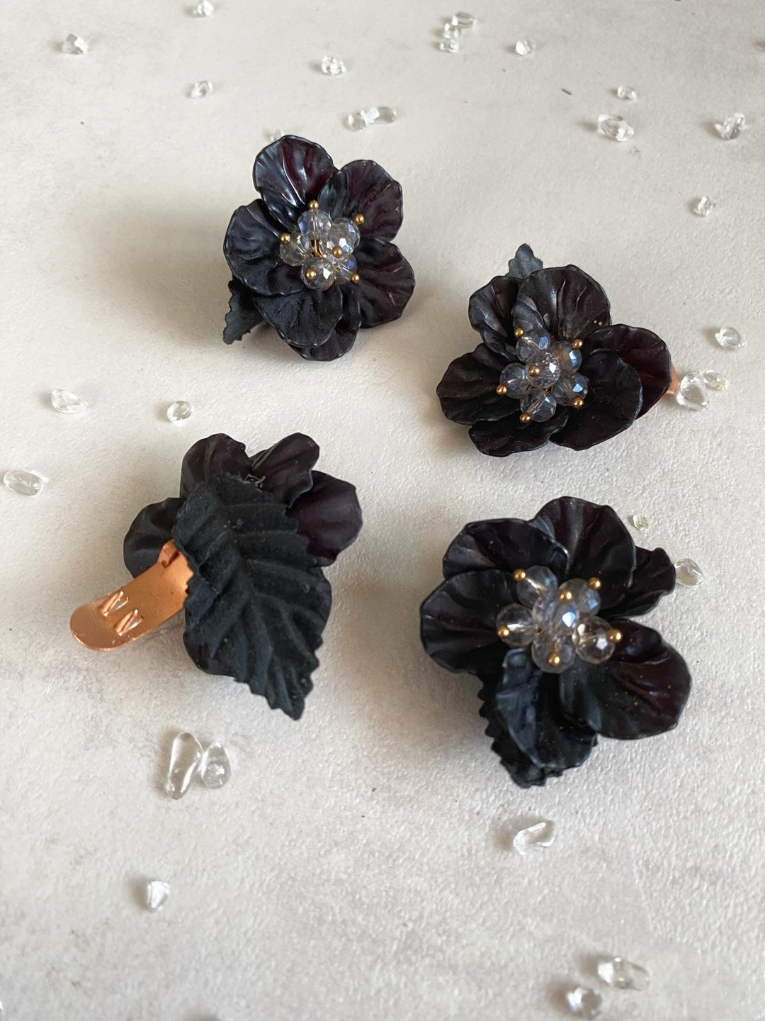 Black Floral Shoe Clips: Glam Wedding Bridal Shoe Decoration – handmade floral hair accessory by magaela